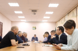 Перевозчикам напомнили о соблюдении графиков движения автобусов и реагировании на обращения горожан