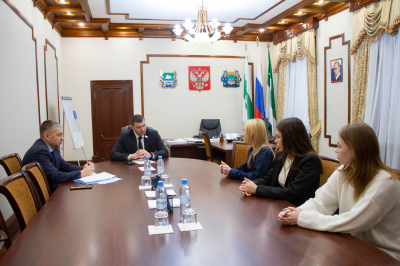 ����� ������� ����� ��������: �������� ����������� ����������� � �������������� ������